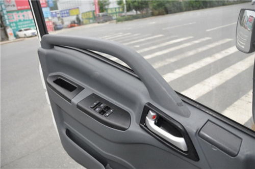 【供應陜汽德龍130馬力冷藏車量大從優(yōu),國六130馬力冷藏車】- 